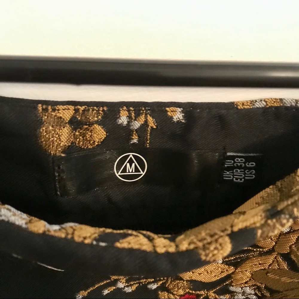Missguided - Picture 2 of 2